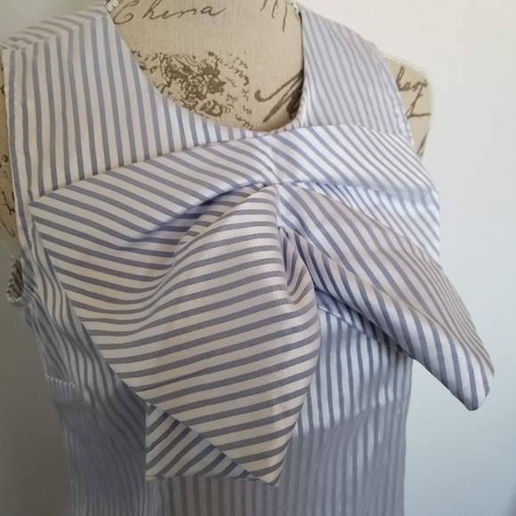 Banana Republic Pleated Bow Top - Picture 3 of 5